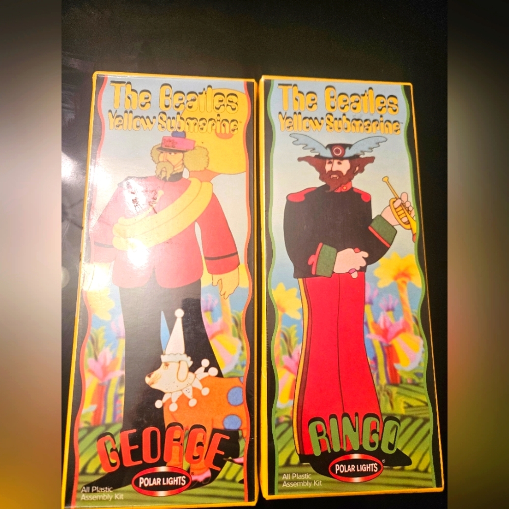 Set Of 2 ~ 1999 The Beatles Yellow Submarine Ringo & George Model Kits Sealed
